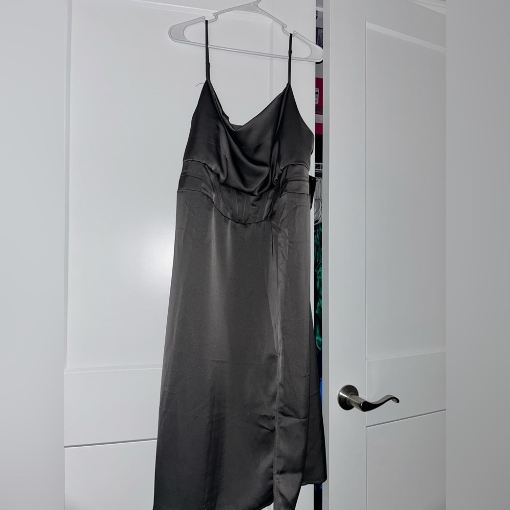 NWT Silver, silky, Eloquii dress, size 16.
